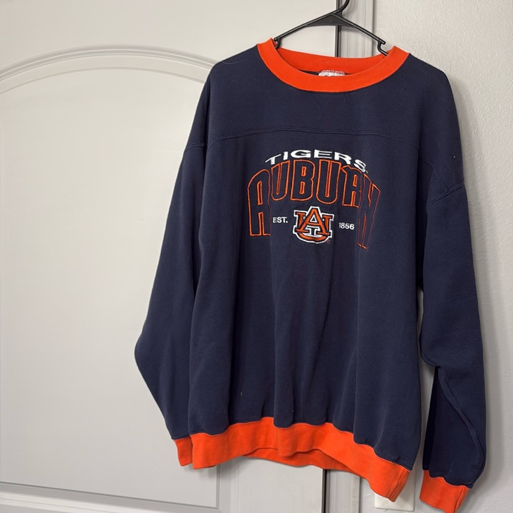 Navy blue Auburn vintage crew neck